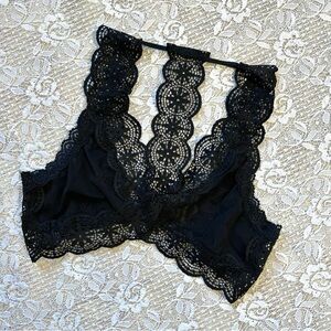 Black Lace Detail Bralette